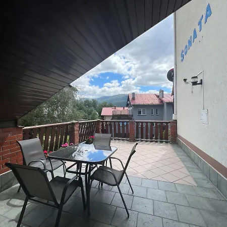 Willa Sonata - Apartamenty & Balia - Szklarska Poreba Bed & Breakfast